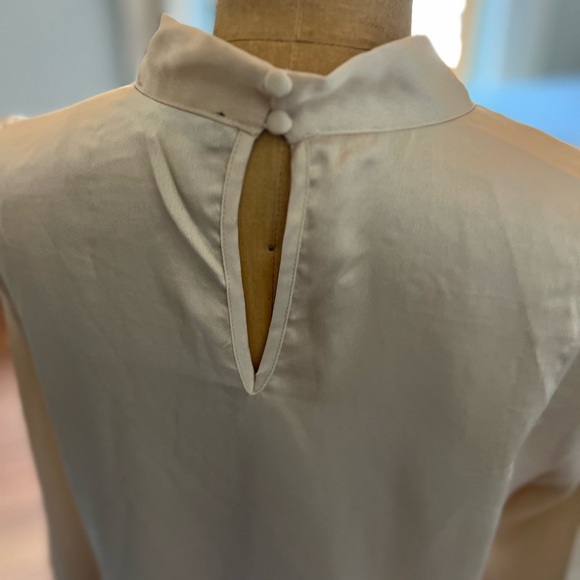 Sugar Lips champagne ruffle long sleeve women’s blouse medium - Picture 5 of 8